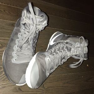 Nike hyperdunks 2016